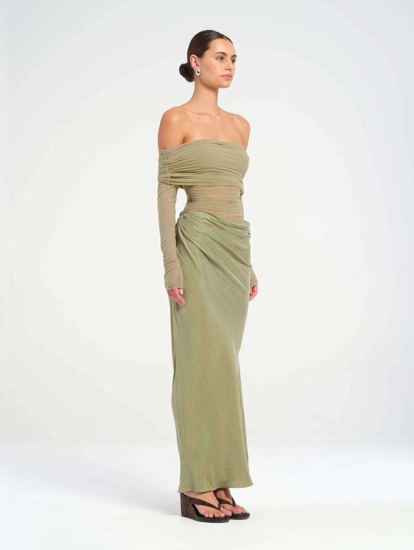 YASMIN OFF SHOULDER MAXI DRESS