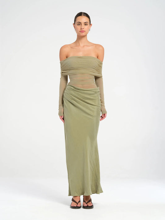 YASMIN OFF SHOULDER MAXI DRESS